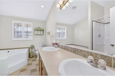 195 Tierra Rejada Road #60, Simi Valley, CA 93065 - Photo 14