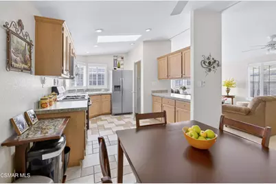 195 Tierra Rejada Road #60, Simi Valley, CA 93065 - Photo 8