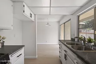 7275 Unicorn Cir, Ventura, CA 93003 - Photo 10