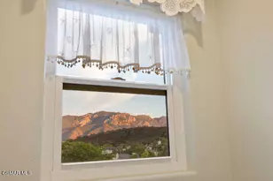 4655 Via Grande, Newbury Park, CA 91320 - Photo 24