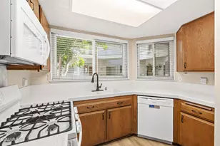 3354 Darby St, Simi Valley, CA 93063 - Photo 12