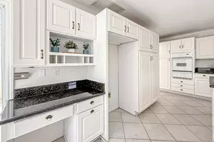 3195 N Geronimo Ave, Simi Valley, CA 93063 - Photo 10