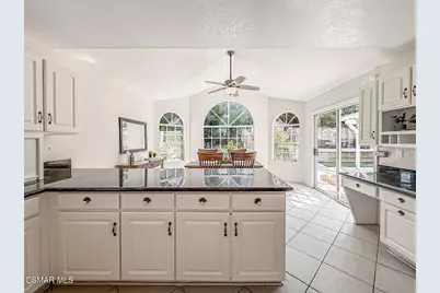 3195 N Geronimo Avenue, Simi Valley, CA 93063 - Photo 12