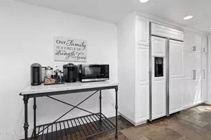 1447 N View Dr, Westlake Village, CA 91362 - Photo 10