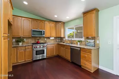 6857 N Tulane Avenue, Moorpark, CA 93021 - Photo 12