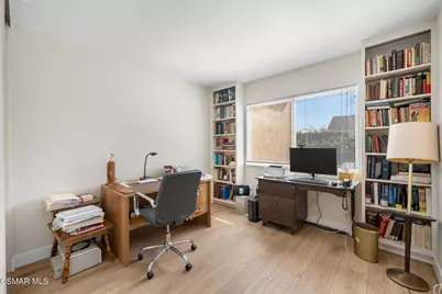 758 Silver Cloud Street, Thousand Oaks, CA 91360 - Photo 12