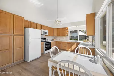 758 Silver Cloud Street, Thousand Oaks, CA 91360 - Photo 4