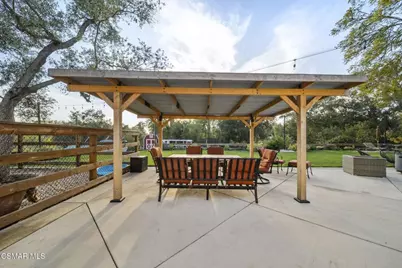 8075 Fruitvale Avenue, Moorpark, CA 93021 - Photo 38