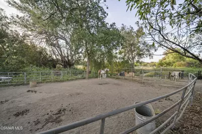 8075 Fruitvale Avenue, Moorpark, CA 93021 - Photo 48