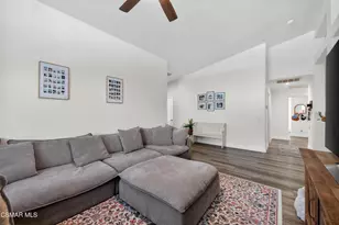21827 Heliotrope Ln, Wildomar, CA 92595 - Photo 6