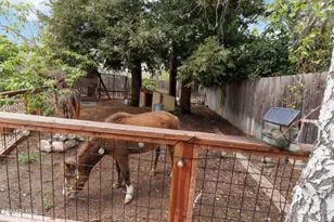 1881 Wellesley Dr, Thousand Oaks, CA 91360 - Photo 48