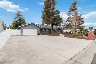 1881 Wellesley Dr, Thousand Oaks, CA 91360 - Photo 52