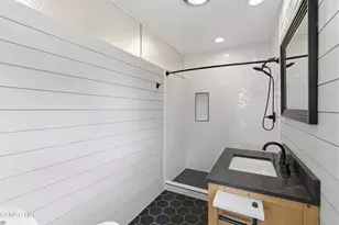 1881 Wellesley Dr, Thousand Oaks, CA 91360 - Photo 36