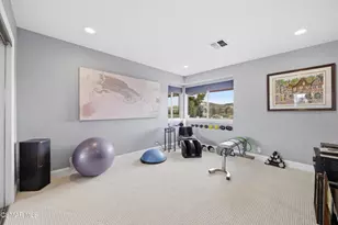 206 Rangely Ct, Simi Valley, CA 93065 - Photo 32