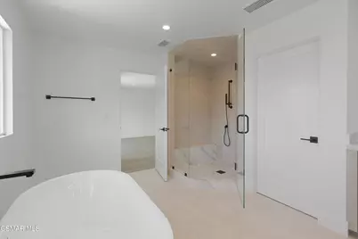 32164 Beachlake Lane, Westlake Village, CA 91361 - Photo 10