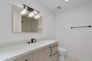 32164 Beachlake Ln, Westlake Village, CA 91361 - Photo 10