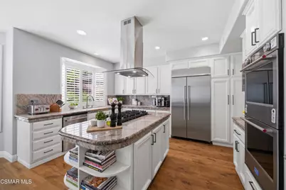 3049 Shadow Hill Circle, Thousand Oaks, CA 91360 - Photo 8