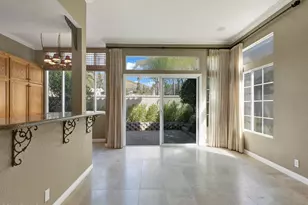 645 Ivywood Ln, Simi Valley, CA 93065 - Photo 14