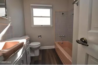 7754 Delco Avenue, Winnetka, CA 91306 - Photo 12