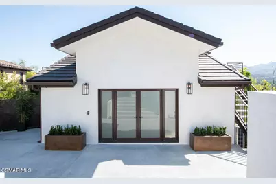 290 Lake Sherwood Drive, Lake Sherwood, CA 91361 - Photo 2