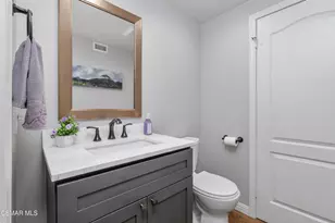 30130 Leticia Ct, Agoura Hills, CA 91301 - Photo 18