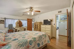 558 E Hemlock St, Oxnard, CA 93033 - Photo 14