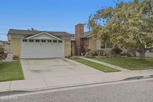 558 E Hemlock St, Oxnard, CA 93033 - Photo 22