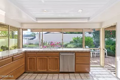 1082 Barrow Court, Westlake Village, CA 91361 - Photo 16