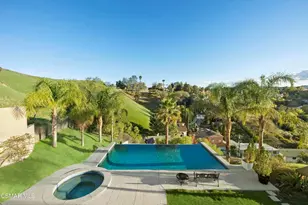 22442 Sueno Rd, Woodland Hills, CA 91364 - Photo 24