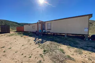 44132 Munz Ranch Rd, Lake Hughes, CA 93532 - Photo 12