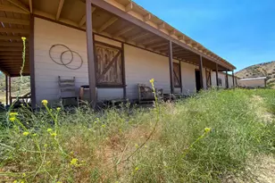 44132 Munz Ranch Rd, Lake Hughes, CA 93532 - Photo 6