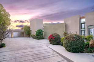 3681 Alomar Dr, Sherman Oaks, CA 91423 - Photo 2