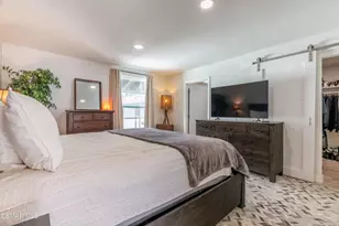 31550 Agoura Rd, Westlake Village, CA 91361 - Photo 8