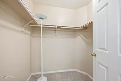 802 Congressional Road, Simi Valley, CA 93065 - Photo 18