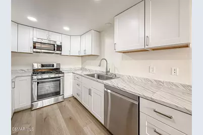 1752 E Avenida De Las Flores, Thousand Oaks, CA 91362 - Photo 26