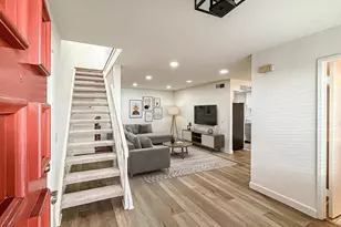 1752 E Avenida De Las Flores, Thousand Oaks, CA 91362 - Photo 12