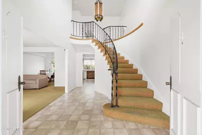 635 W Velarde Drive, Thousand Oaks, CA 91360 - Photo 4