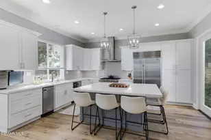 6140 Deerhill Rd, Oak Park, CA 91377 - Photo 10