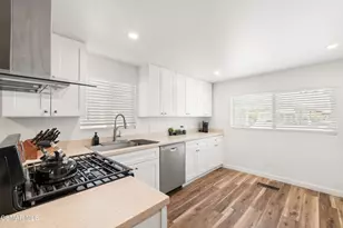 1550 Rory Ln, Simi Valley, CA 93063 - Photo 10