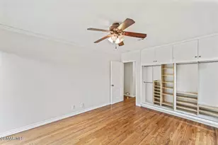 6026 Greenbush Ave, Van Nuys, CA 91401 - Photo 14