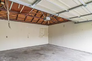 6026 Greenbush Ave, Van Nuys, CA 91401 - Photo 34