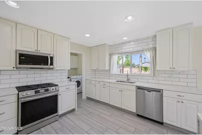 248 Cathy Drive, Newbury Park, CA 91320 - Photo 16