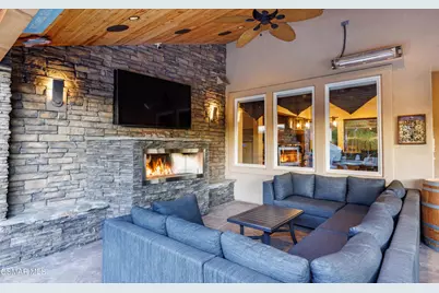 3261 Indian Creek Place, Simi Valley, CA 93063 - Photo 28