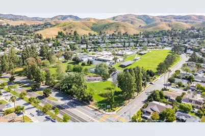 78 N Sabra Avenue, Oak Park, CA 91377 - Photo 32