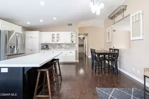 78 N Sabra Ave, Oak Park, CA 91377 - Photo 8