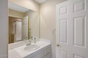 2594 Oak Valley Ln, Thousand Oaks, CA 91362 - Photo 22