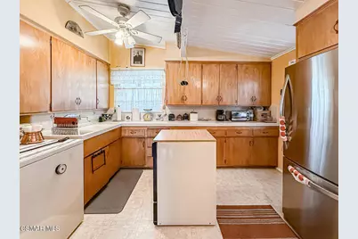 7847 Ranchito Avenue, Panorama City, CA 91402 - Photo 10