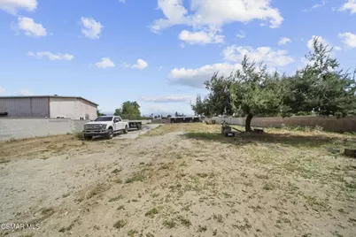 9667 Linden Avenue, Bloomington, CA 92316 - Photo 26