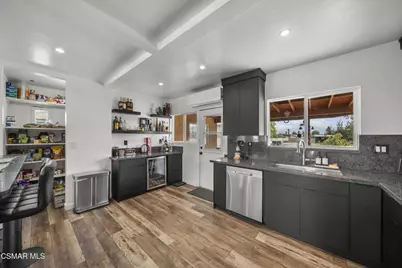 9667 Linden Avenue, Bloomington, CA 92316 - Photo 12