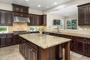 7375 Elk Run Way, Moorpark, CA 93021 - Photo 14